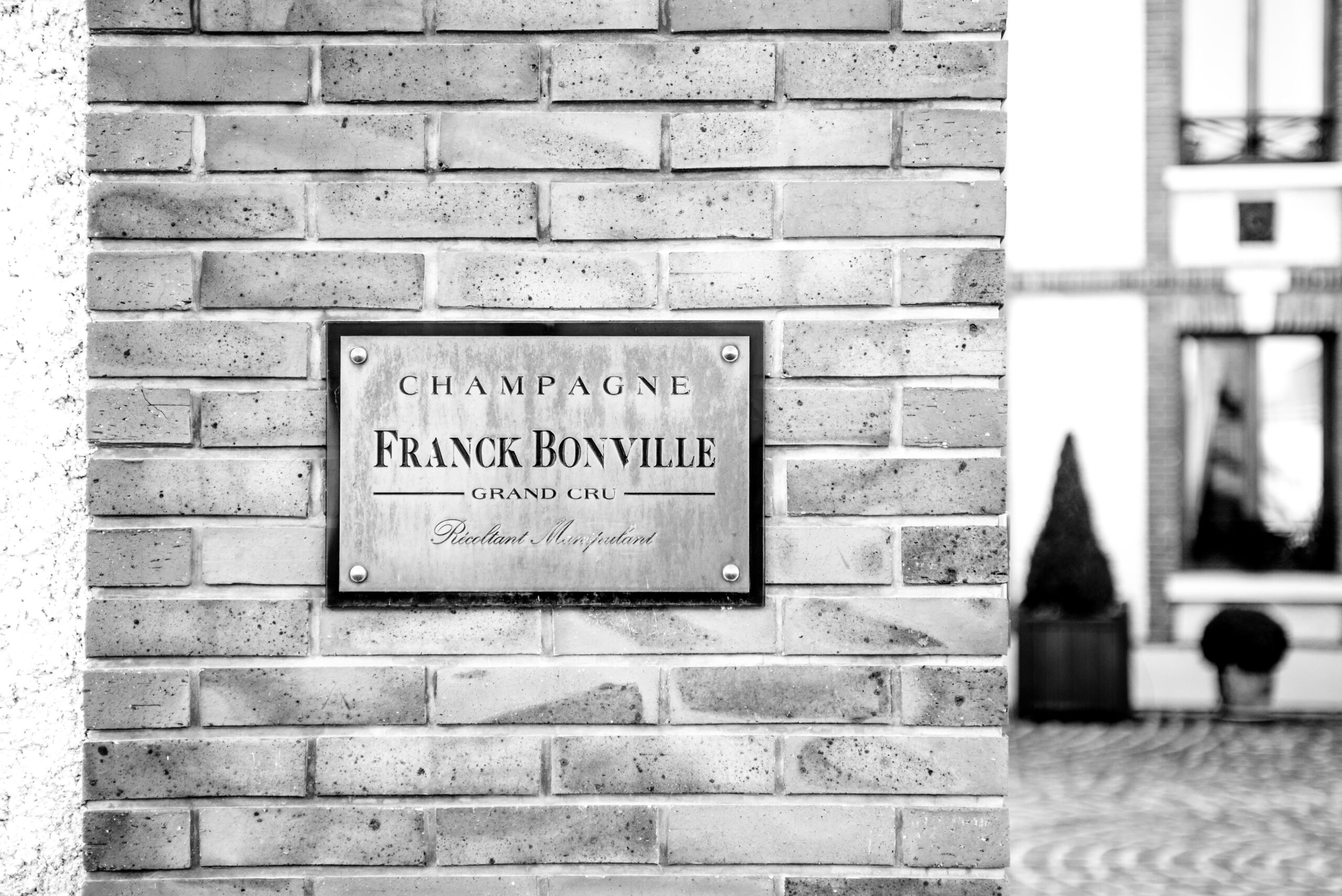 Champagne Franck Bonville, targa della maison.