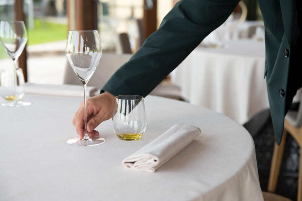 Il servizio, Visione Restaurant a Barbaresco